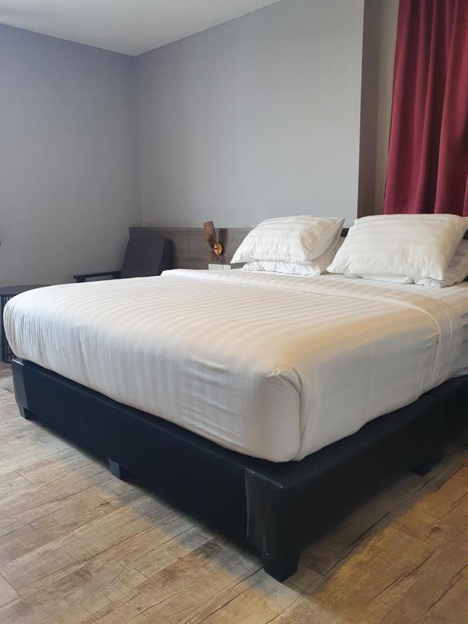 See Foo Hotel Bidur Екстериор снимка